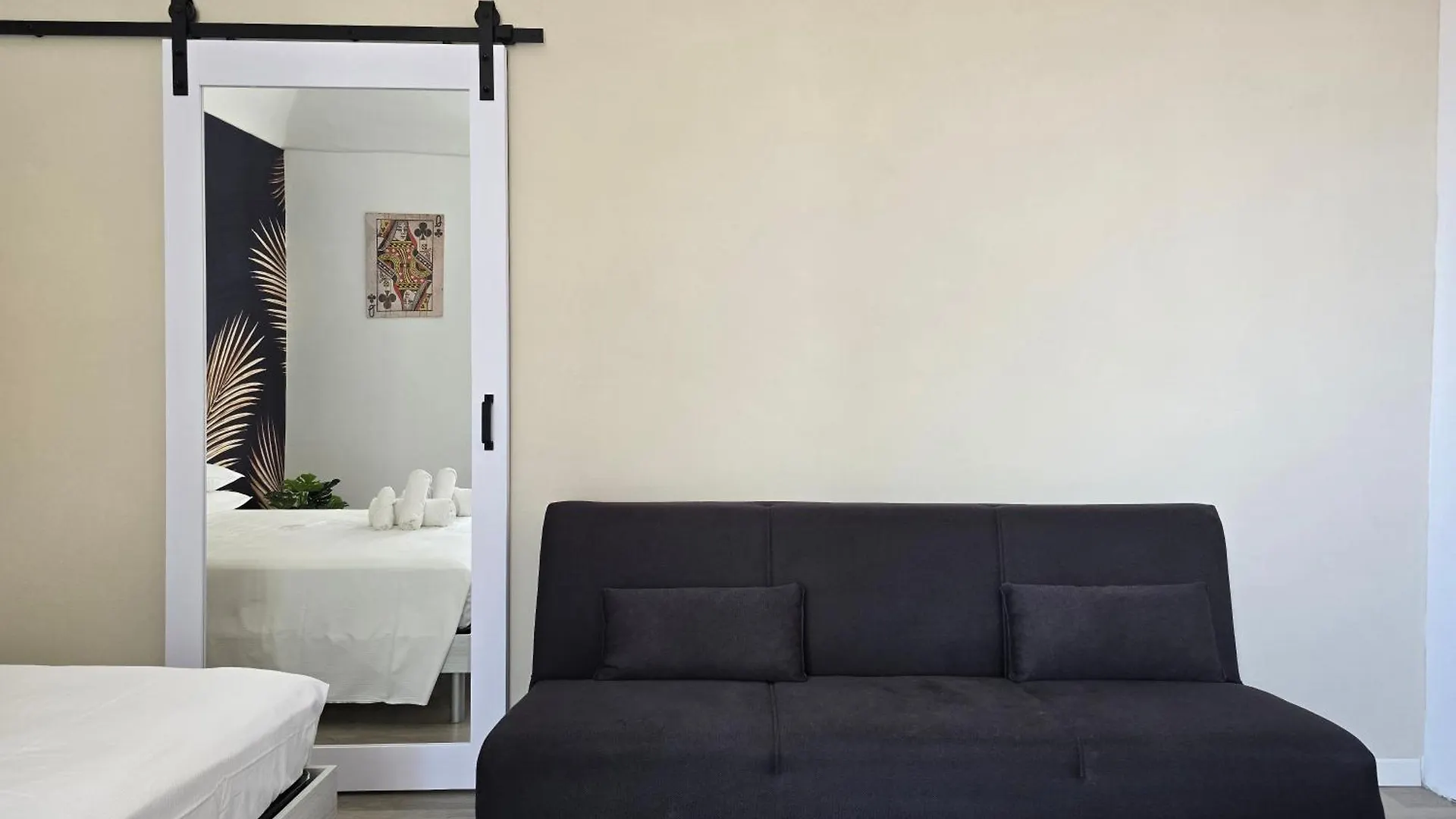 Holiday home Homeholidaysanremo - Classic